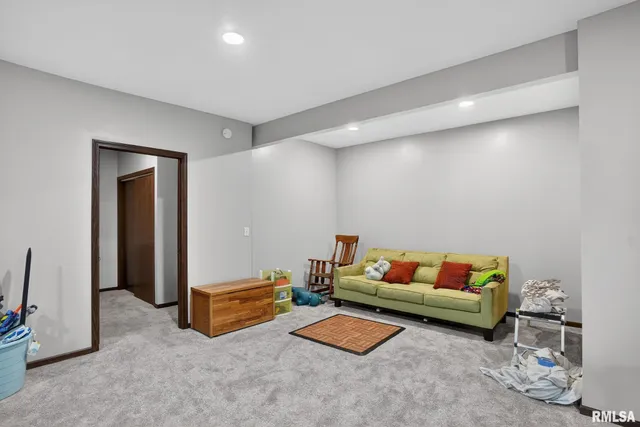 $399,900 | 5759 Riverview Road, Thomson, IL 61285