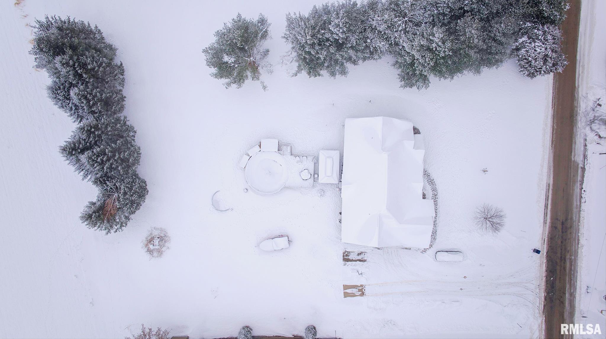 5759 Riverview Road Thomson, IL 61285 - Photo 8 of 49