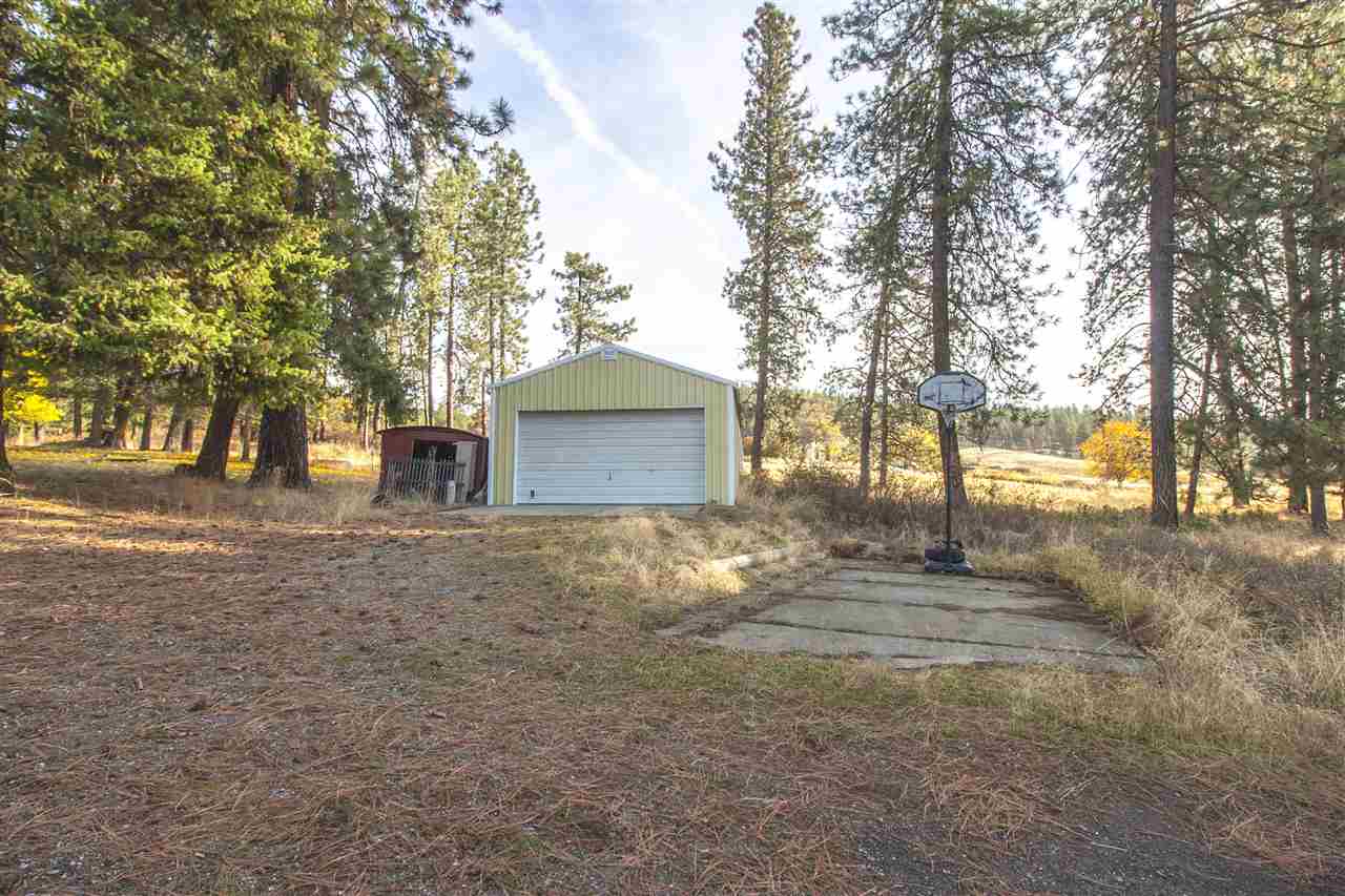 13817 East Randall Road Mead, WA 99021 - Photo 3 of 20 Gallery Image 3
