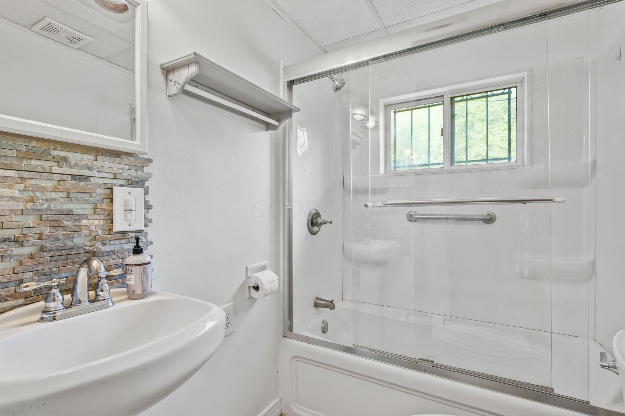 5025 Warrensburg Road Delaware, OH 43015 - Photo 20 of 57
