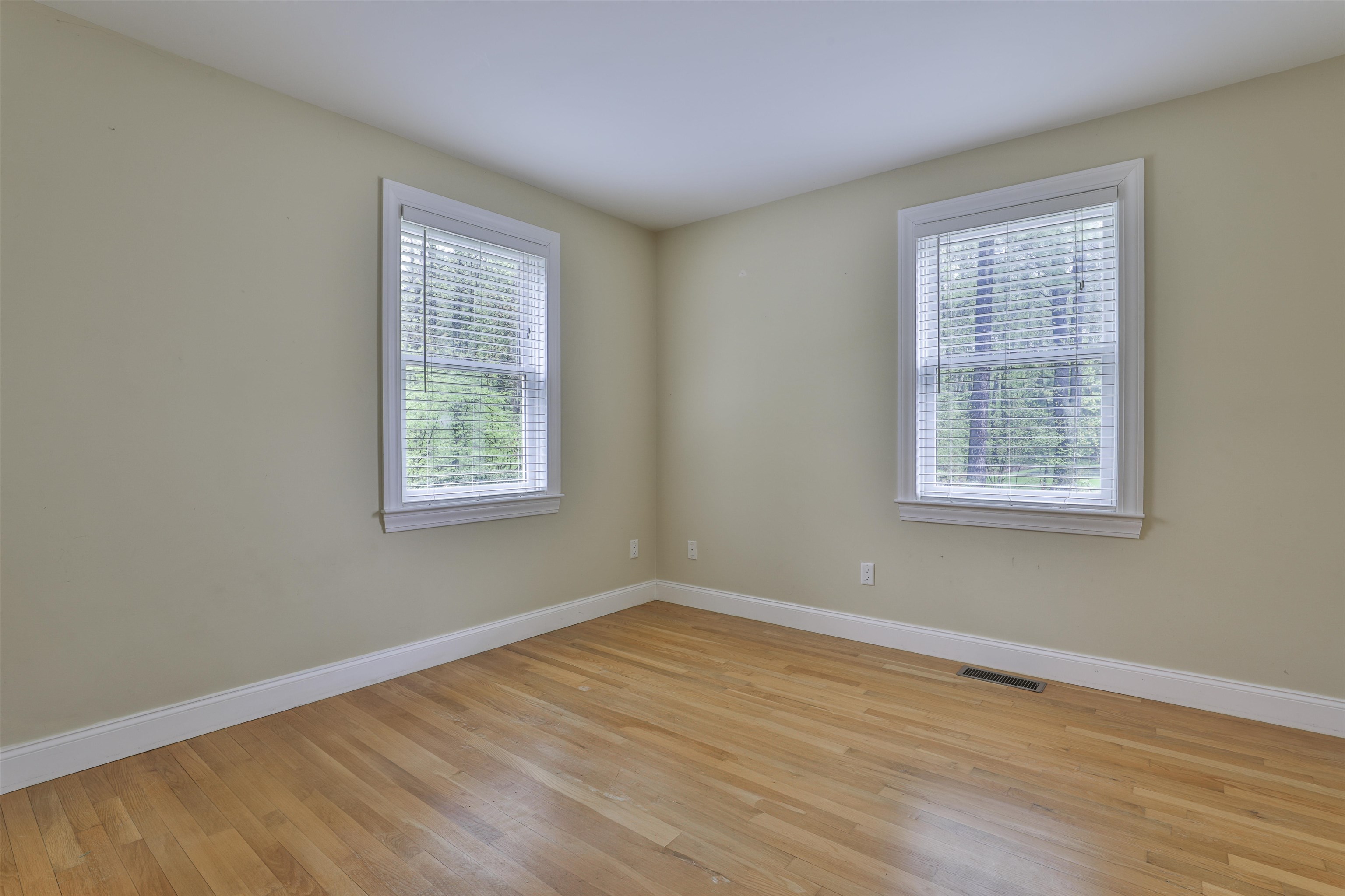 35 Nartoff Road Hollis, NH 03049 - Photo 12 of 24 Gallery Image 12