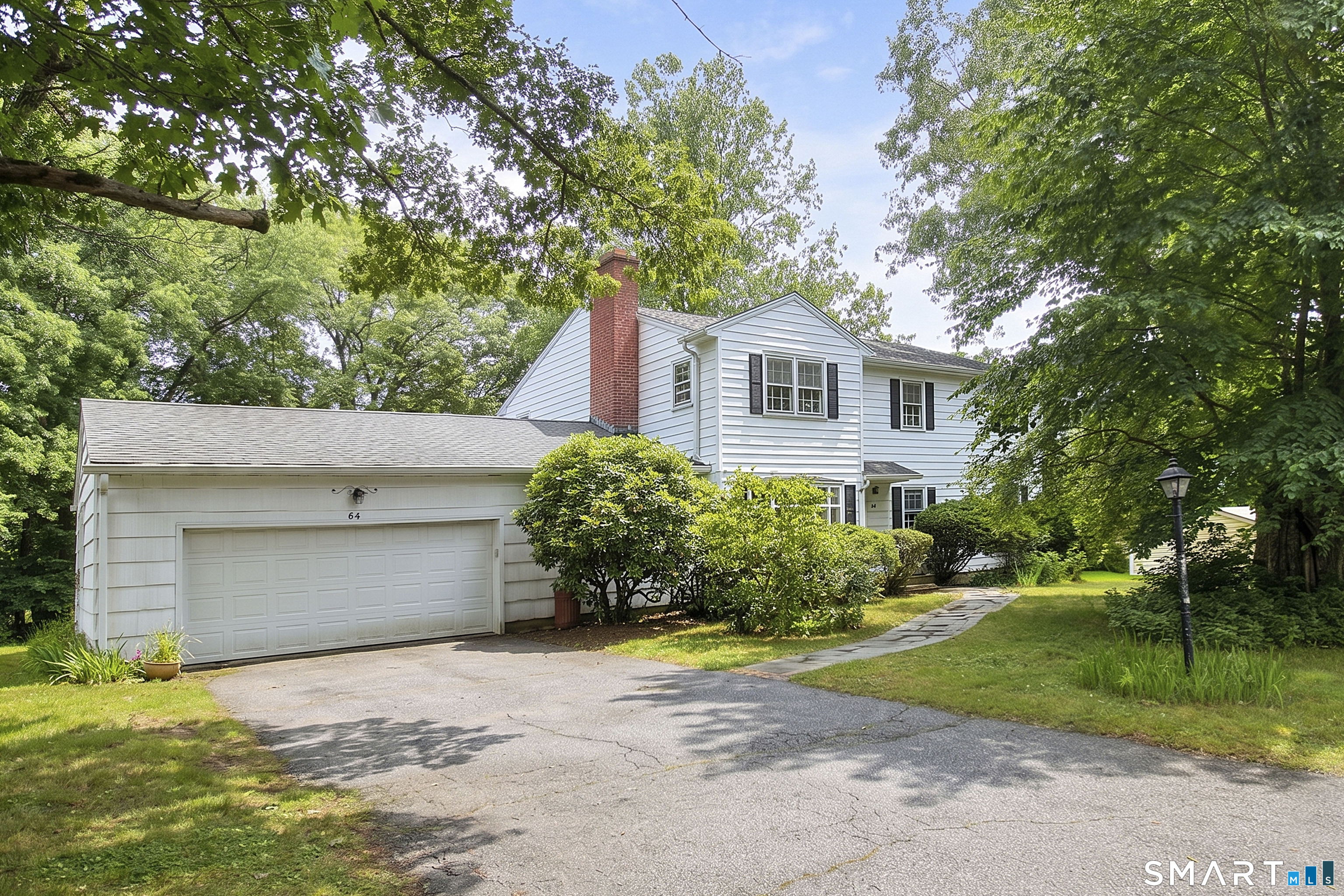 64 Russ Road Trumbull, CT 06611 - Photo 2 of 40