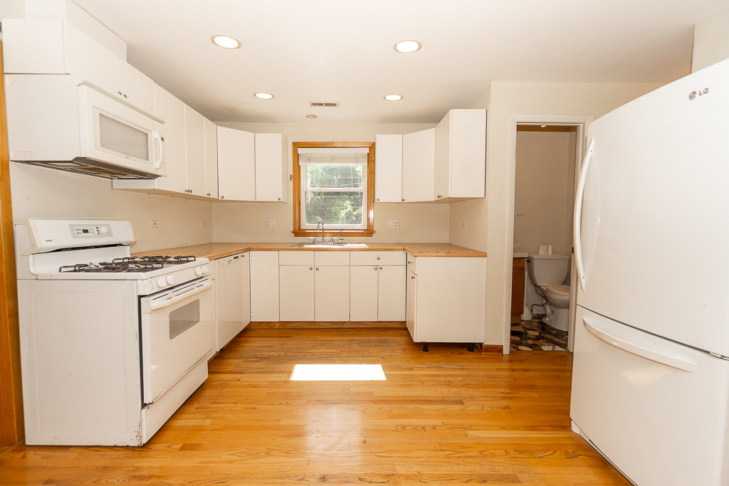 4-n036 Wooddale Road Addison, IL 60101 - Photo 7 of 20