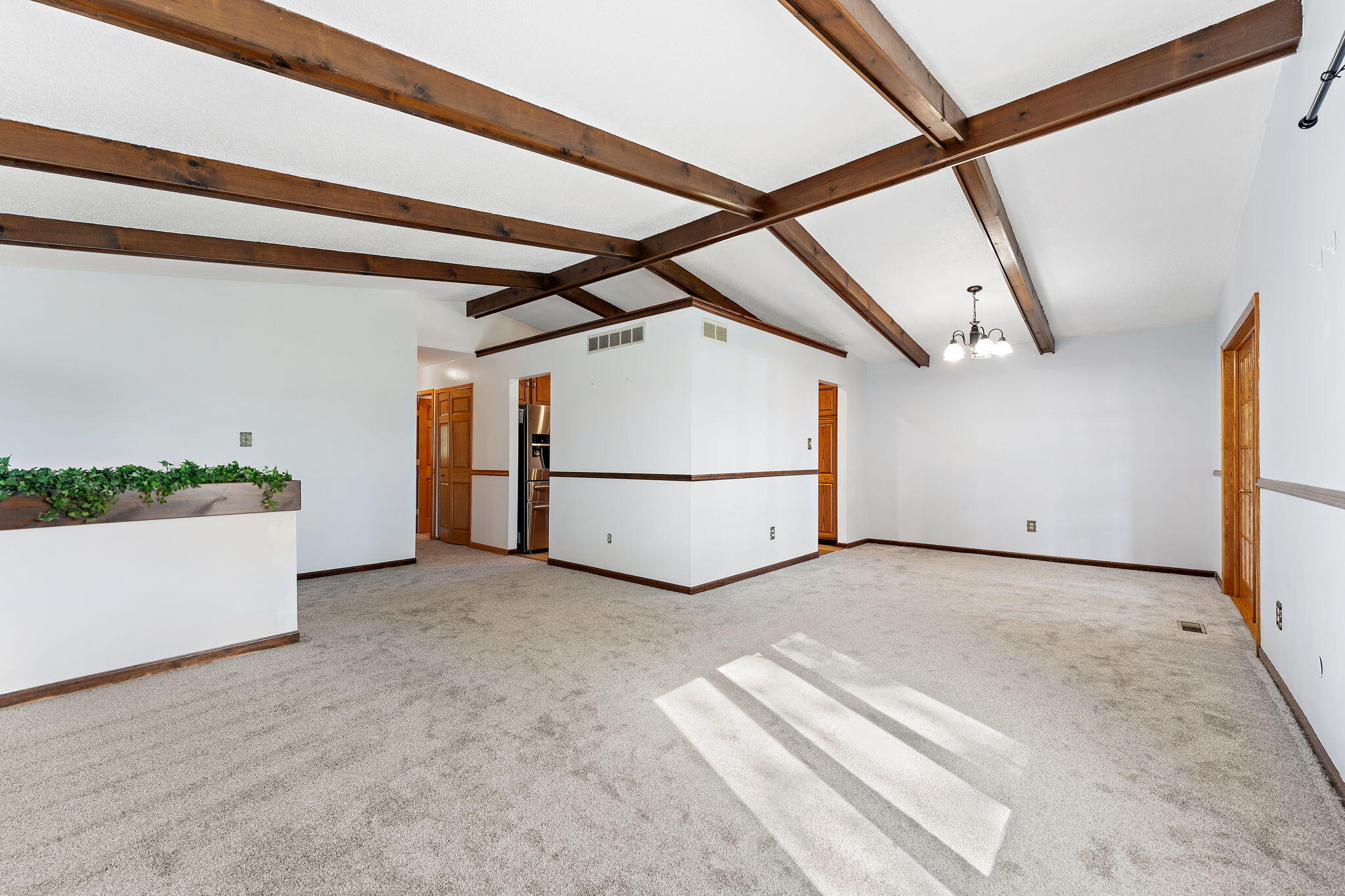 1152 South Ridge Street Crown Point, IN 46307 - Photo 6 of 23 2048x1365