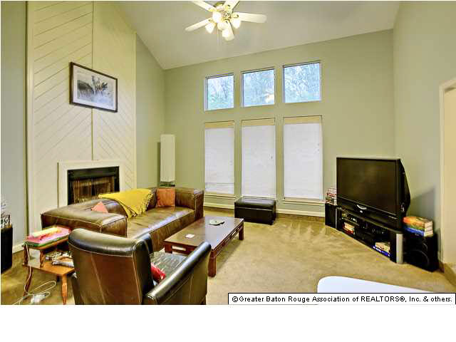 9166 Fox Run Avenue Baton Rouge, LA 70808 - Photo 3 of 19 Gallery Image 3