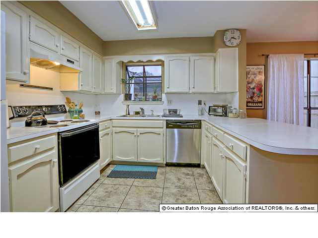 9166 Fox Run Avenue Baton Rouge, LA 70808 - Photo 6 of 19 Gallery Image 6
