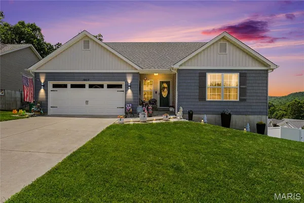 $379,900 | 1907 Eagle Crest, Barnhart, MO 63012