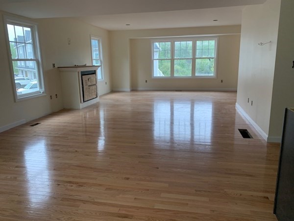 19 Littleton Road, Unit 411 Westford, MA 01886 - Photo 3 of 8