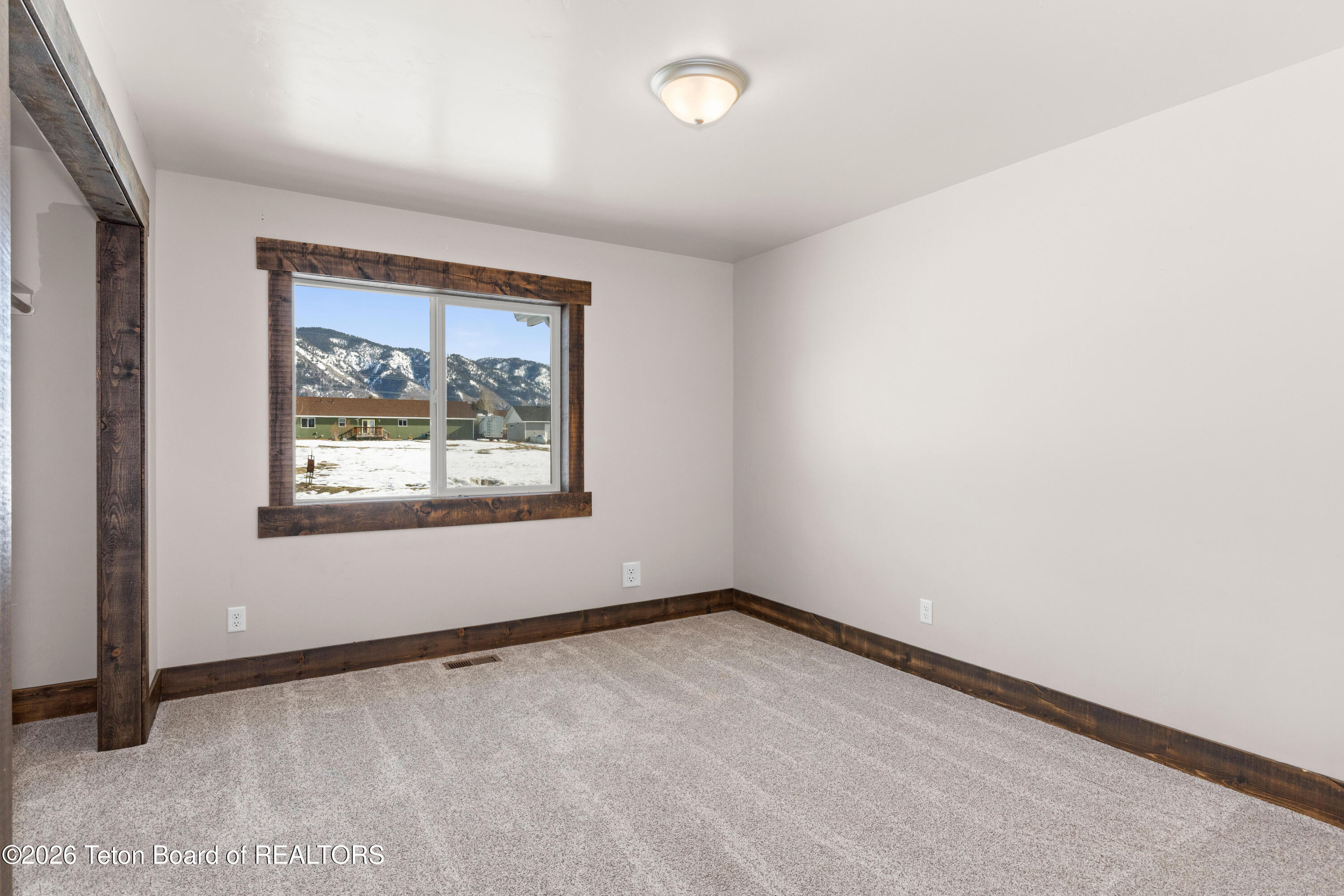 242 Holly Drive Star Valley Ranch, WY 83127 - Photo 15 of 31 242 Holly Dr IMG_9679