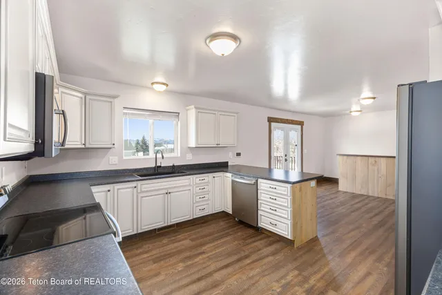 $550,000 | 242 Holly Drive, Star Valley Ranch, WY 83127