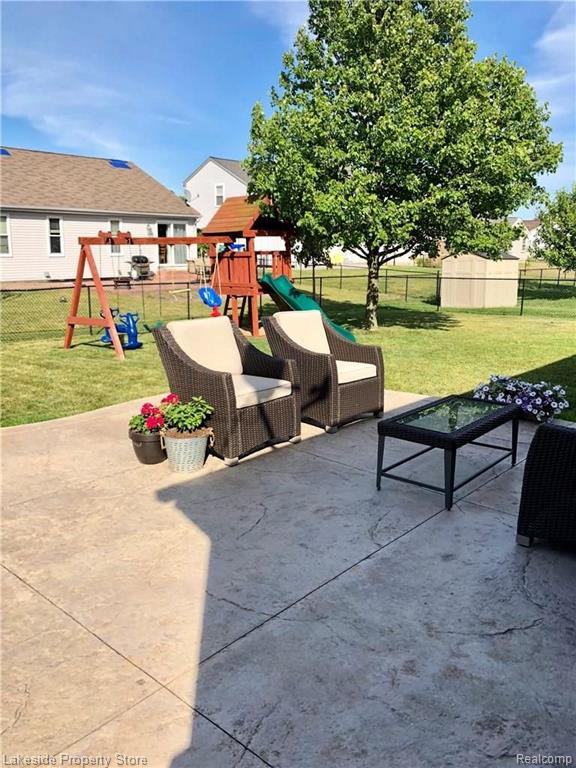 52250 Rivard Road New Baltimore, MI 48047 - Photo 24 of 27