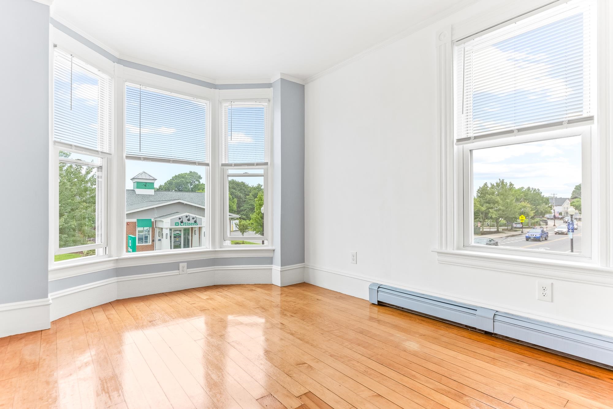 91 North Main Street Rochester, NH 03867 - Photo 11 of 40