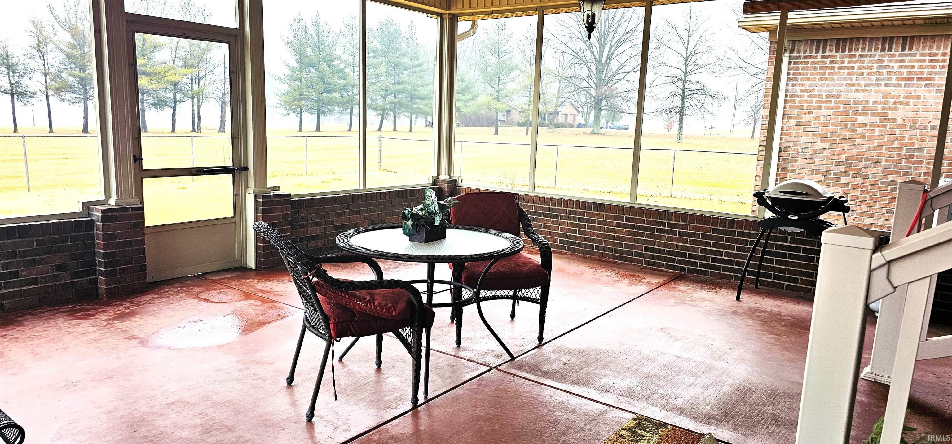 674 East Tennyson Road Boonville, IN 47601 - Photo 21 of 26 Gallery Image 21