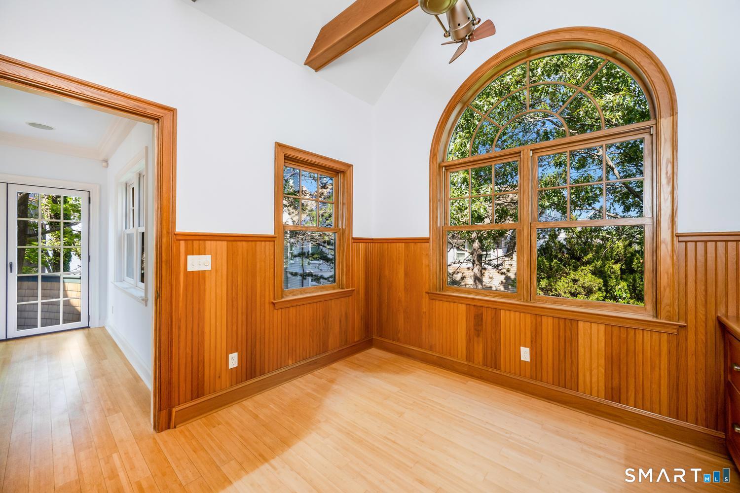 14 Rocky Point Road Norwalk, CT 06853 - Photo 15 of 37