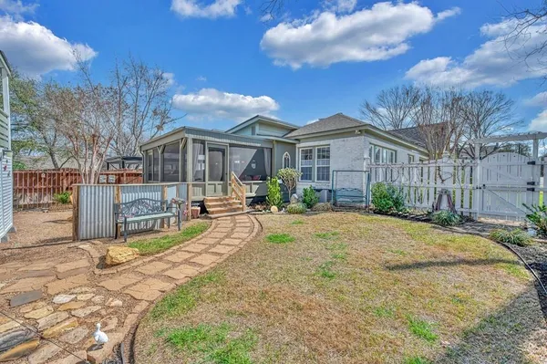 $475,000 | 3027 Windsor Avenue, Waco, TX 76708