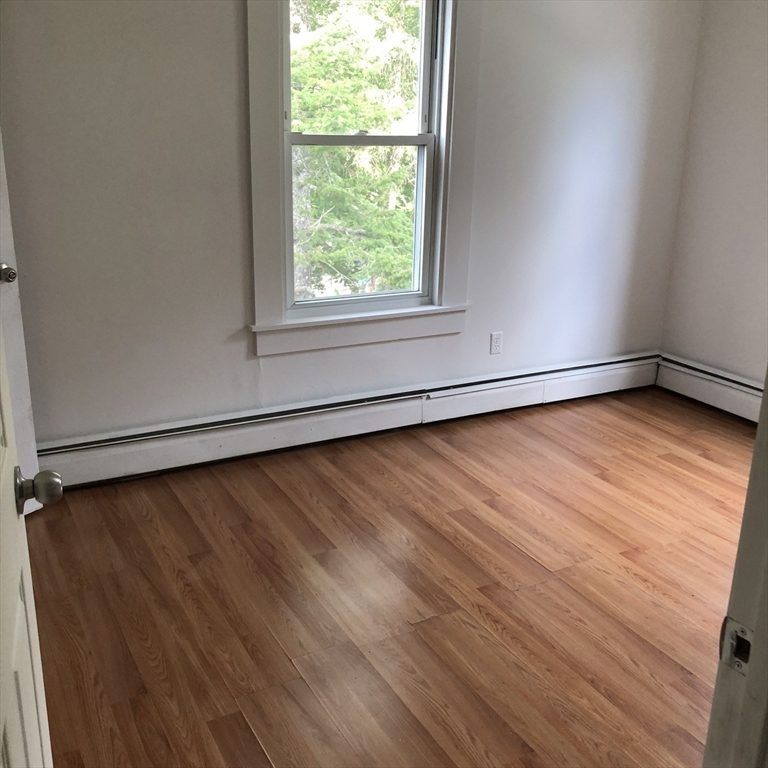 9 Top Street, Unit 3 Clinton, MA 01510 - Photo 10 of 18