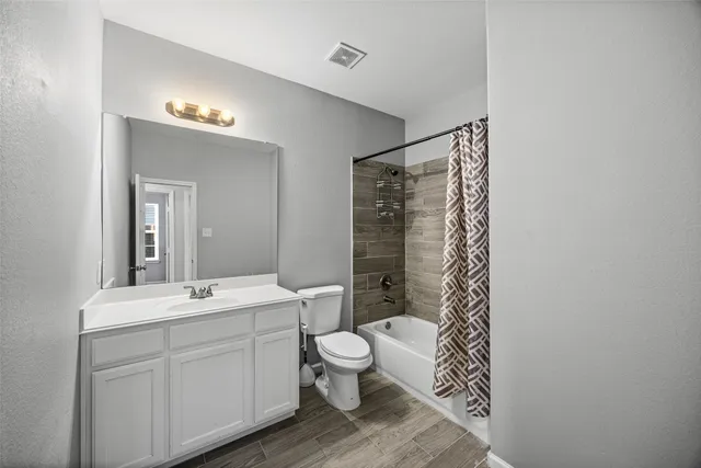 $1,650 | 426 New Hampshire Street, Unit A, Houston, TX 77029