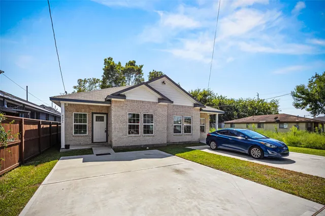 $1,650 | 426 New Hampshire Street, Unit A, Houston, TX 77029