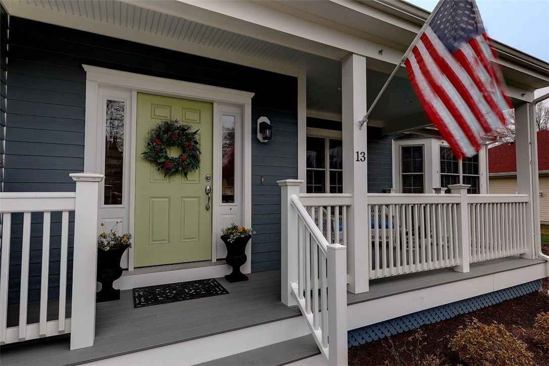 13 Howe Street Bristol, RI 02809 - Photo 3 of 40 Front Porch
