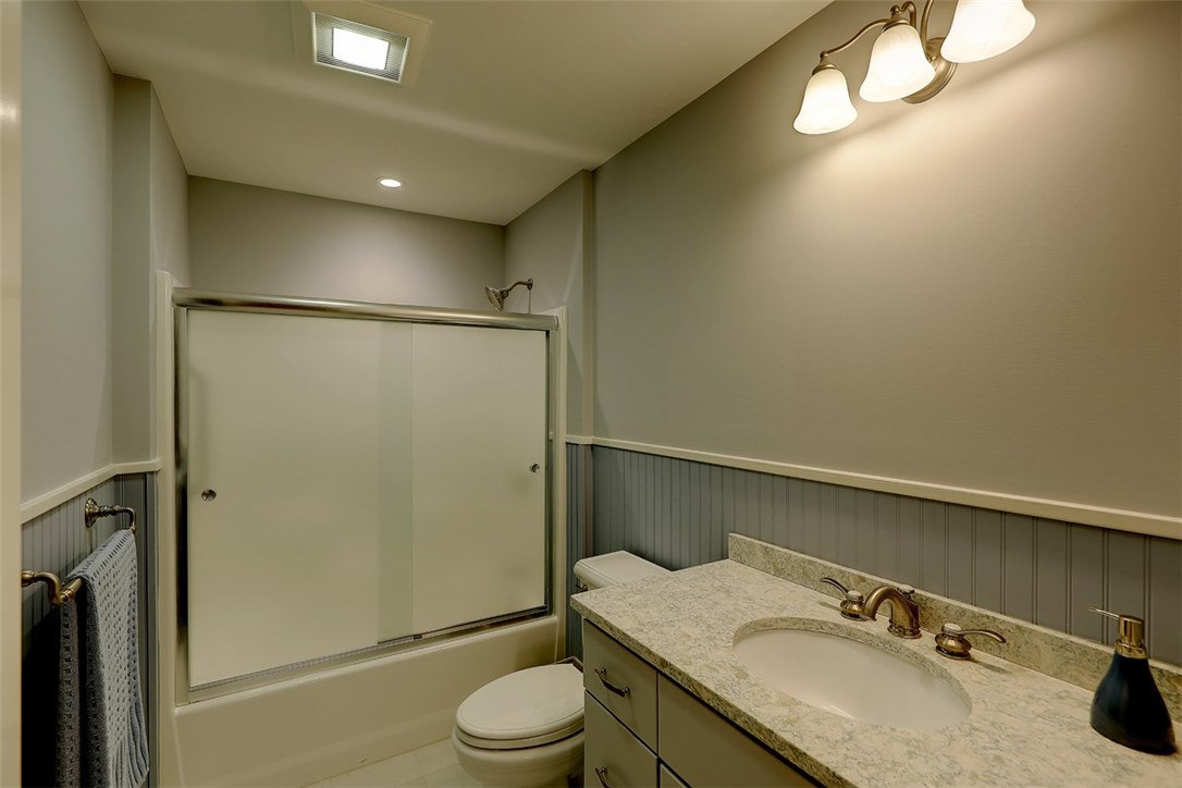 13 Howe Street Bristol, RI 02809 - Photo 38 of 40 Bath with Tub and Shower - 2nd Floor