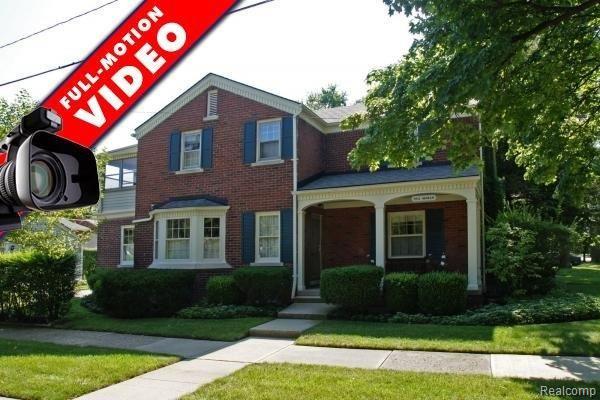 354 Moran Road Grosse Pointe, MI 48236 - Photo 1 of 11 banner.jpg