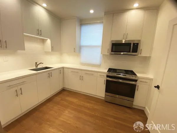 $3,200 | 2385 18th Avenue, San Francisco, CA 94116