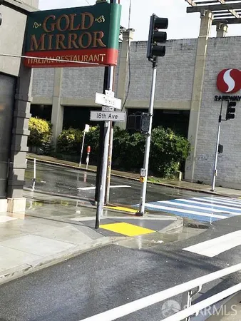 $3,200 | 2385 18th Avenue, San Francisco, CA 94116