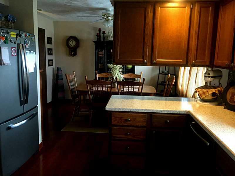 11551 Post Road New Holland, OH 43145 - Photo 6 of 20