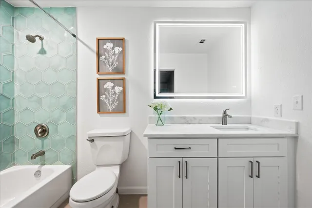 $750,000 | 10902 Wareham Court, Austin, TX 78739