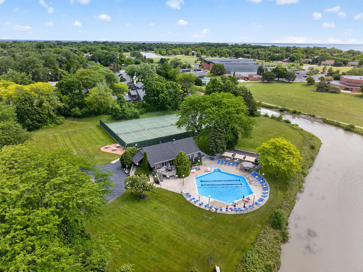 152 Lakefield Court Wind Point, WI 53402 - Photo 28 of 40 Wind meadows pool and tennis courts