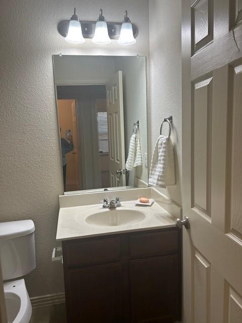 Secondary Bath with Tub/Shower Combination