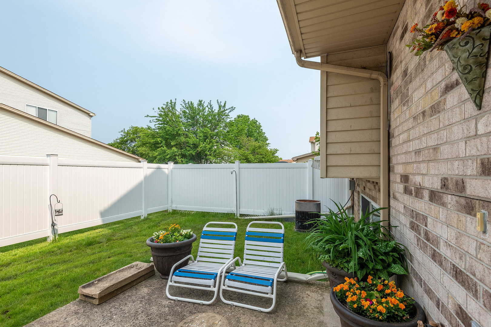381 Park Ridge Lane, Unit C Aurora, IL 60504 - Photo 2 of 20