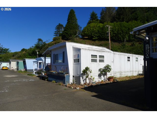 174 Riggs Hill Lane Winchester Bay, OR 97467 - Photo 2 of 17 Yard