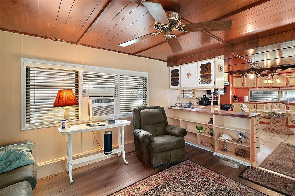 9935 Southeast 168th Place Summerfield, FL 34491 - Photo 20 of 25 a workspace with furniture and window
