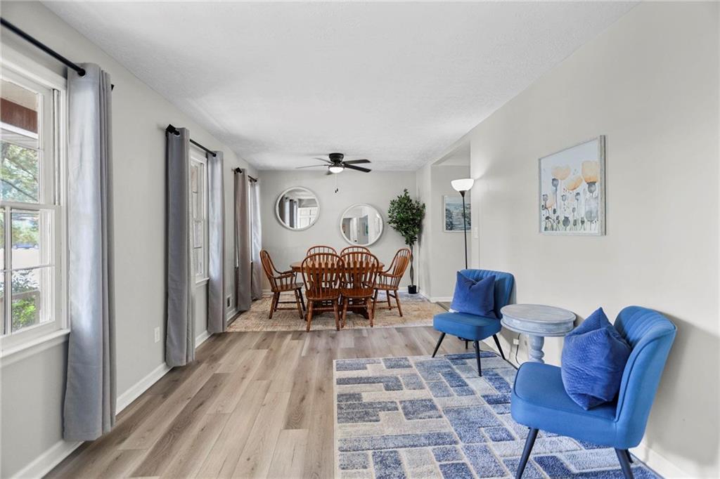 20 Carriage Trace Stockbridge, GA 30281 - Photo 10 of 35 a living room with furniture and a large window