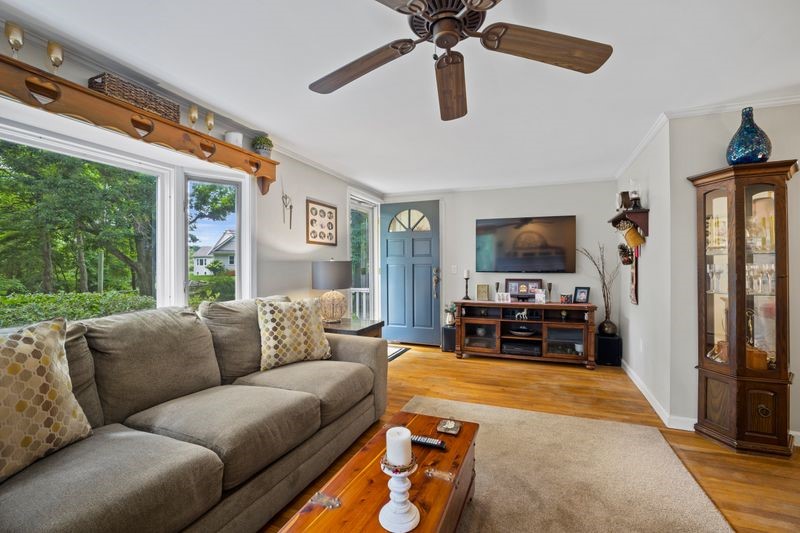 106 Touisset Road Warren, RI 02885 - Photo 20 of 40