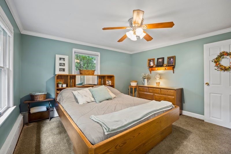 106 Touisset Road Warren, RI 02885 - Photo 22 of 40