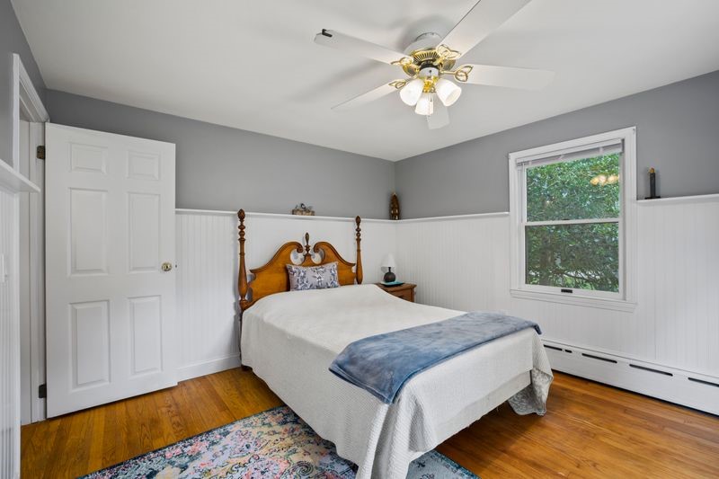 106 Touisset Road Warren, RI 02885 - Photo 24 of 40