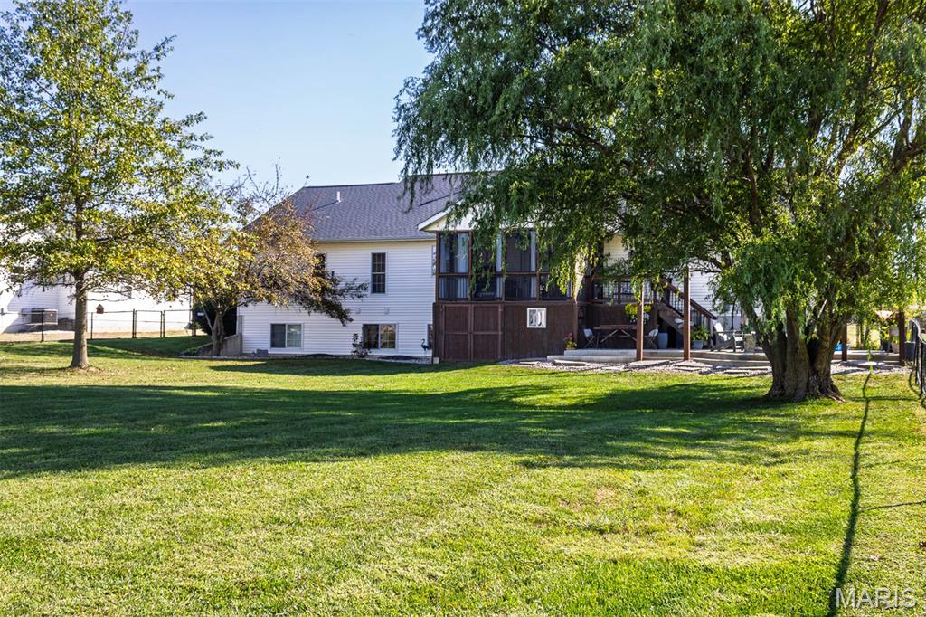 12740 Iberg Road Highland, IL 62249 - Photo 32 of 47