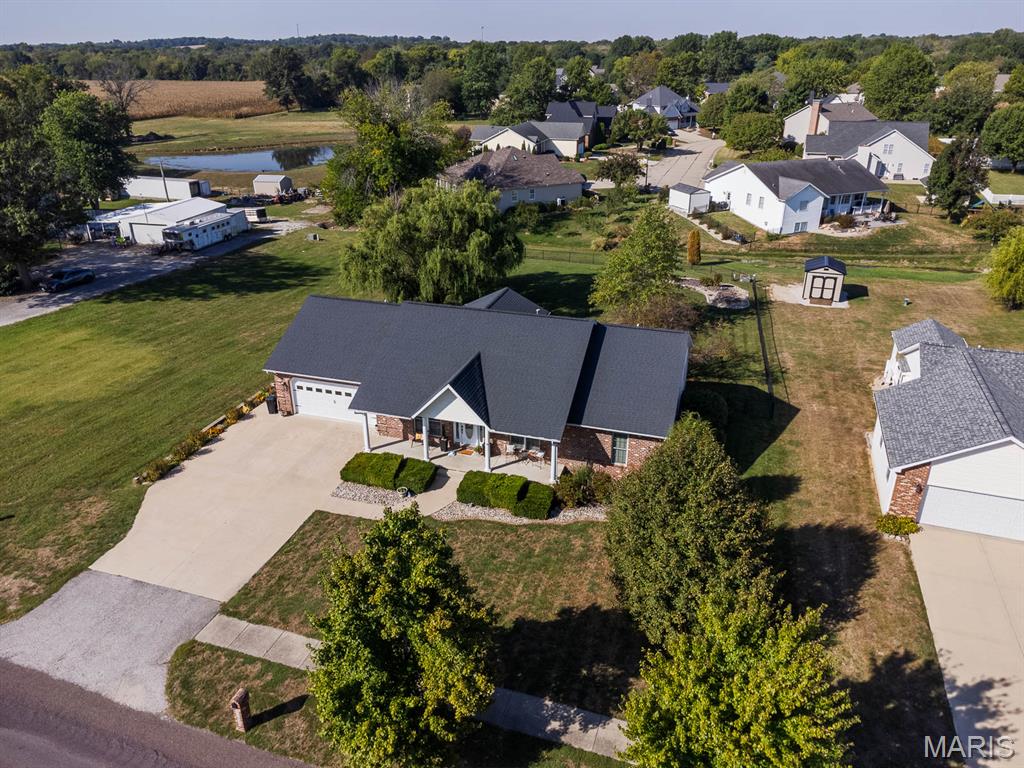 12740 Iberg Road Highland, IL 62249 - Photo 38 of 47