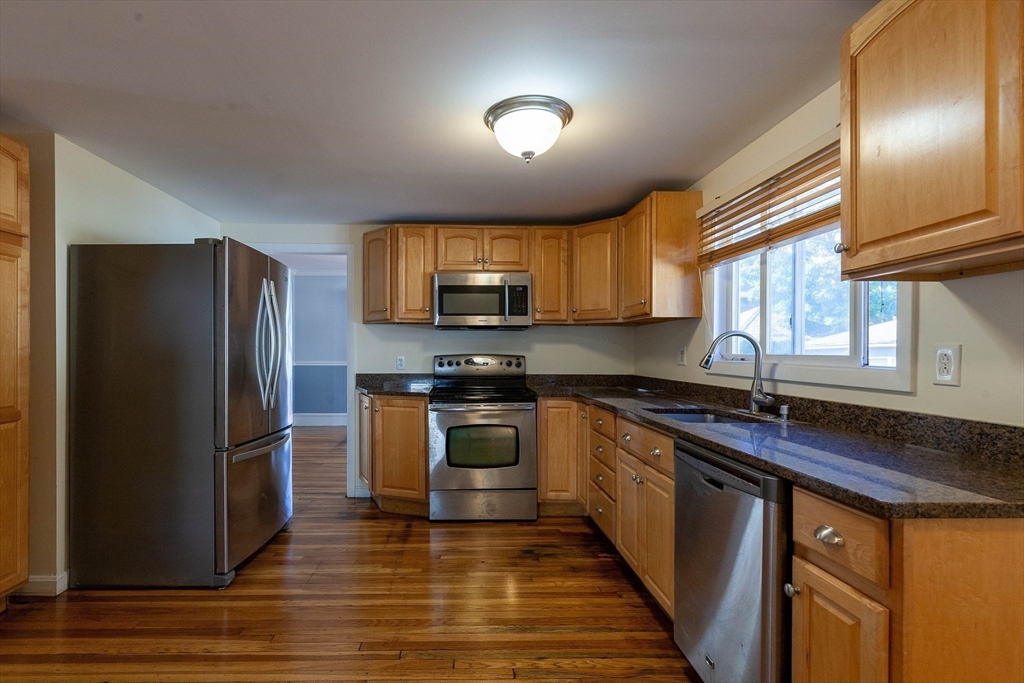 4 Mystic Road Marblehead, MA 01945 - Photo 6 of 15