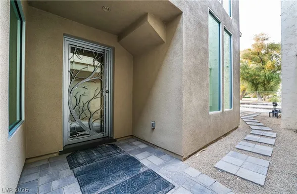$4,050 | 980 Vegas Valley Drive, Las Vegas, NV 89109