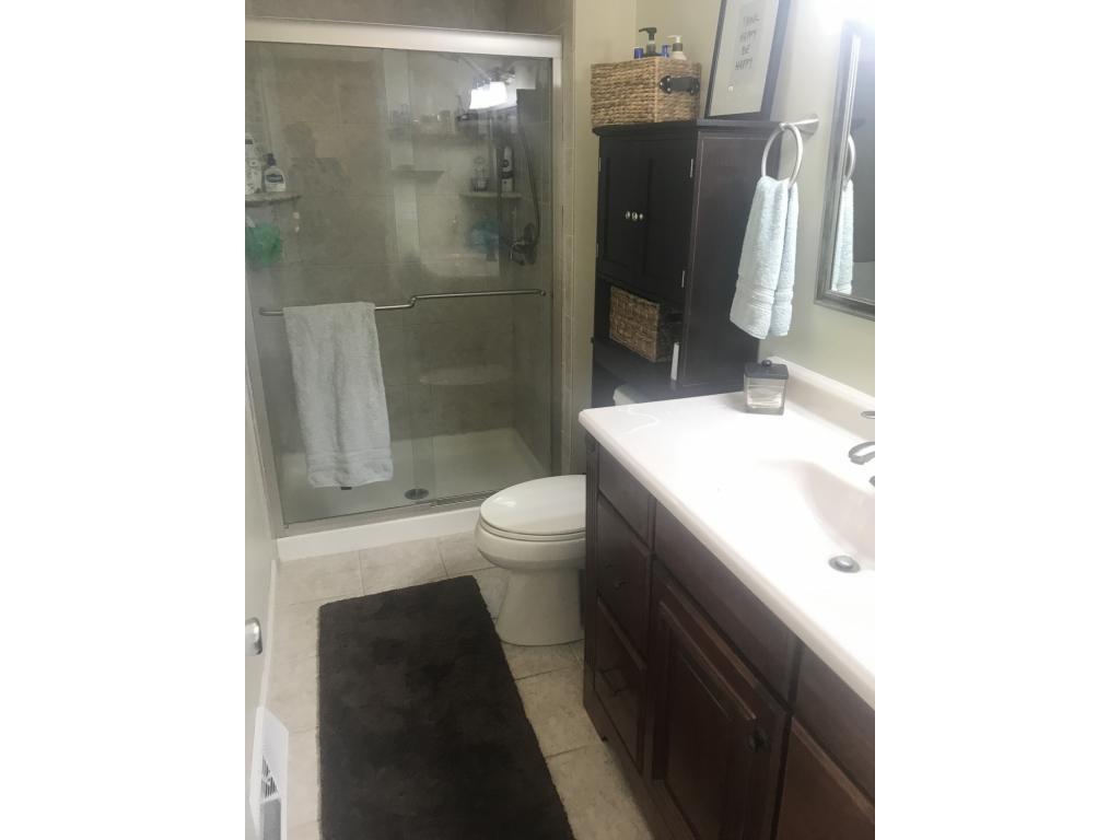 1706 Sundale Road Johnson City, TN 37604 - Photo 13 of 19 With Full En Suite Bath