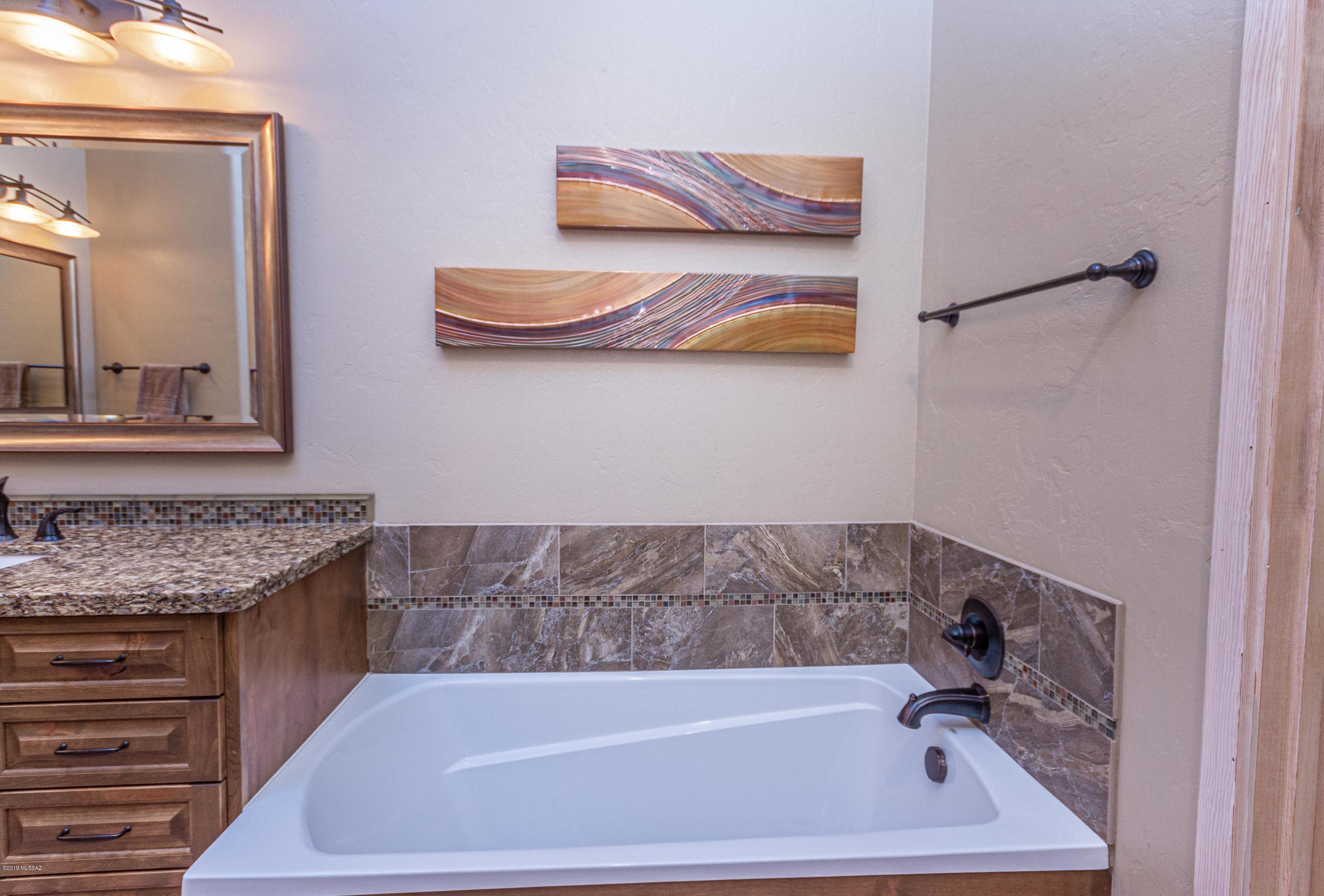 9916 North Ridge Shadow Place Tucson, AZ 85704 - Photo 43 of 50