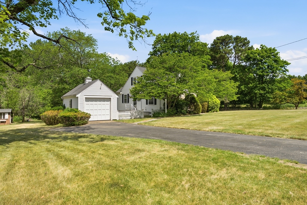 349 Lincoln Road Walpole, MA 02081 - Photo 2 of 23
