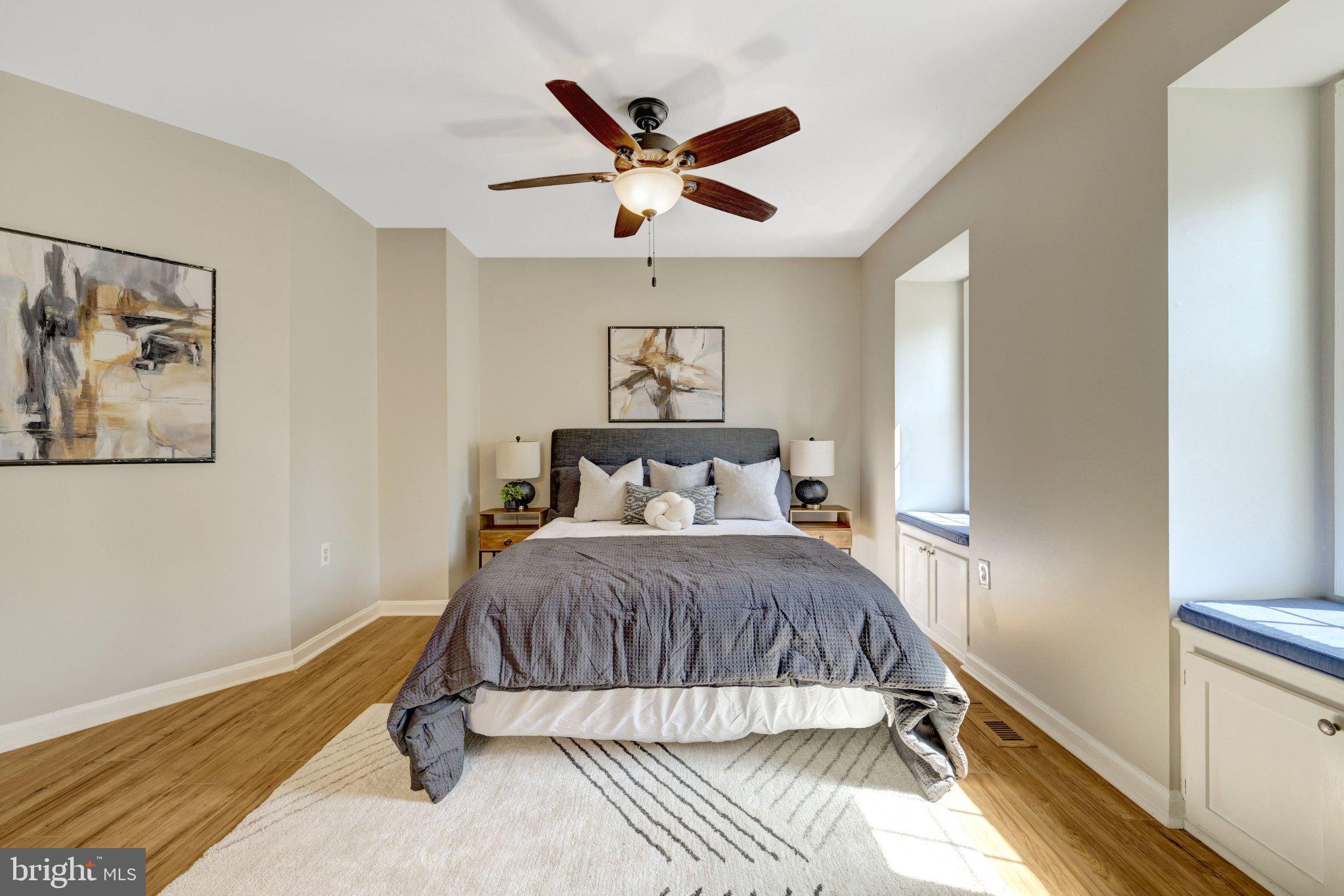 11992 Sentinel Point Court Reston, VA 20191 - Photo 18 of 36 Primary suite
