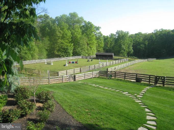 2230 Rutledge Road Fallston, MD 21047 - Photo 2 of 30 Triple Jump Ring