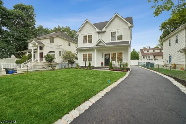 $1,150,000 | 7 Franklin Avenue, Livingston, NJ 07039