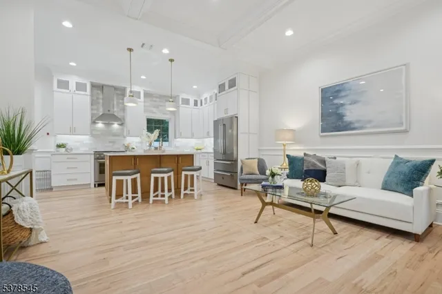 $1,150,000 | 7 Franklin Avenue, Livingston, NJ 07039