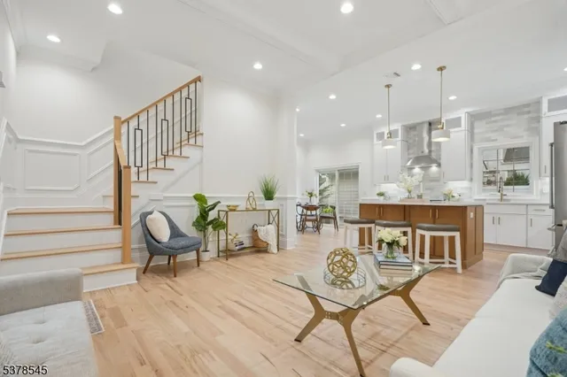 $1,150,000 | 7 Franklin Avenue, Livingston, NJ 07039